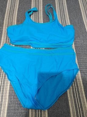 Women’s Blue Two-Piece Swim Set - Sporty Tank Top & Brief